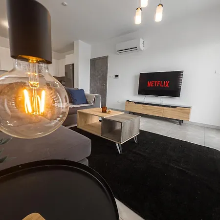 Hubstay - Rotiana With Jacuzzi, Larnaca Lejlighed Aradhippou