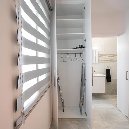Hubstay - Rotiana With Jacuzzi, Larnaca